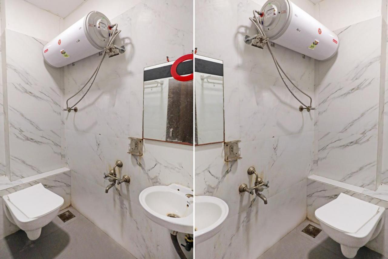 Hotel Gokul Solitaire, Surat Bhatha 외부 사진