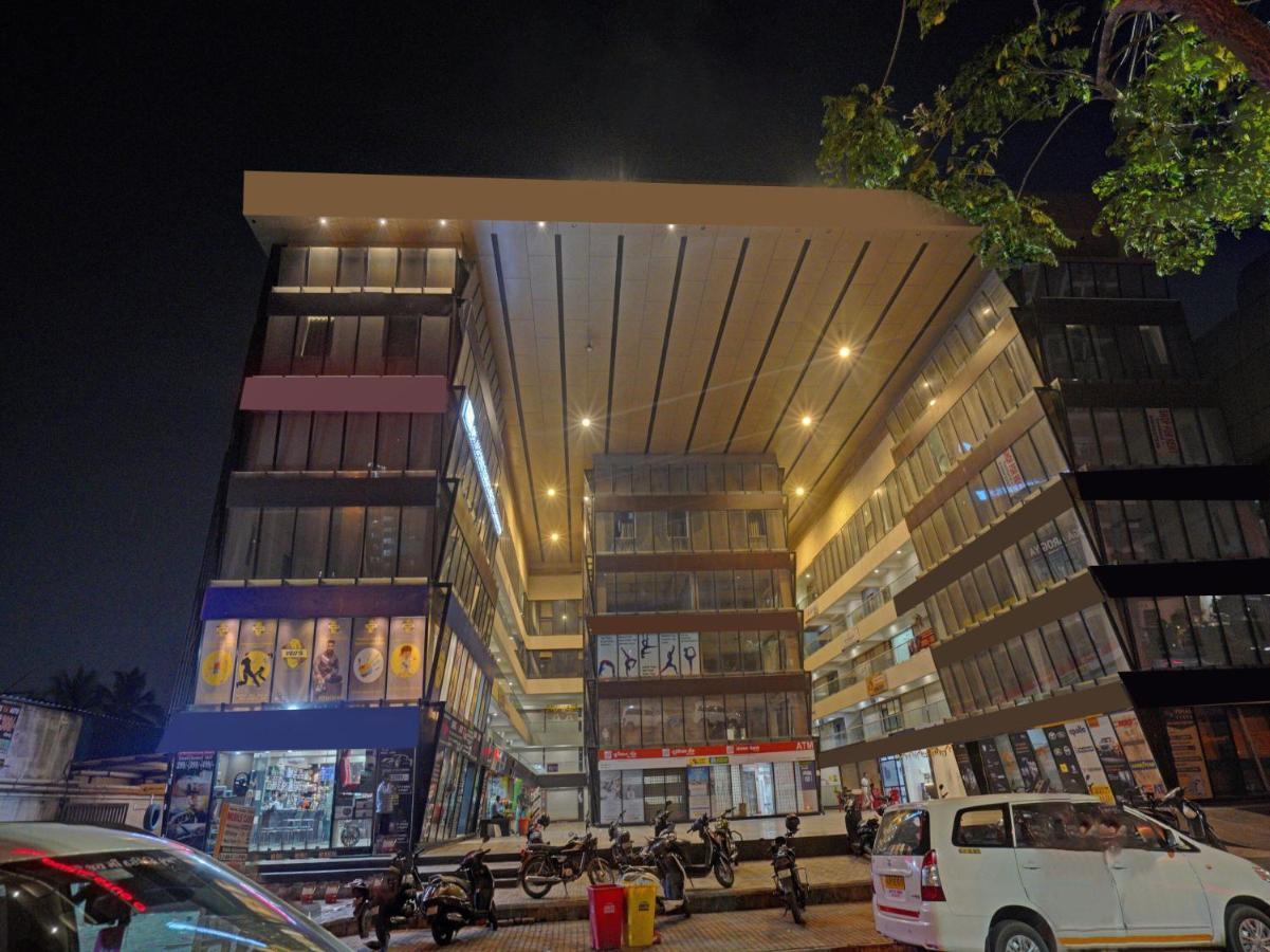 Hotel Gokul Solitaire, Surat Bhatha 외부 사진